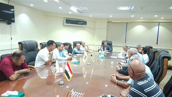 خلال اجتماع رئيس