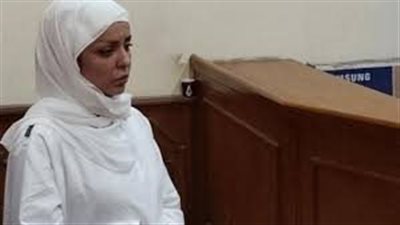 الجنايات تستكمل محاكمة مضيفة طيران التجمع وأقول جديدة من الزوج