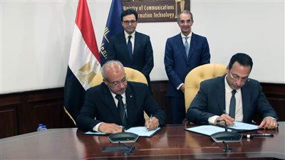 بالصور..تعاون مشترك بين وزارتى  الثقافة والاتصالات وتكنولوجيا المعلومات لإتاحة المحتوى الثقافى عبر بوابة 