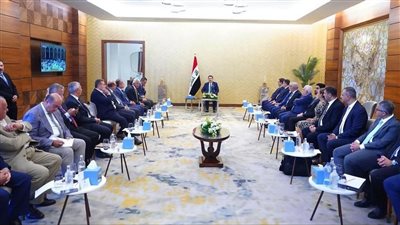 رئيس الوزراء العراقي يستقبل مجموعة من ممثلي الشركات المصرية بينها المقاولون العرب