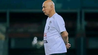 ناقد رياضي.. حسام حسن أدار أحداث المباراة بتكتيك جيد دفع الفريق للفوز بثلاثية