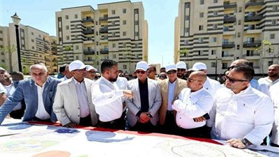 الإسكان يتفقد سير العمل بوحدات المبادرة الرئاسية 