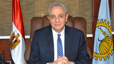 محافظ الغربية يبحث 