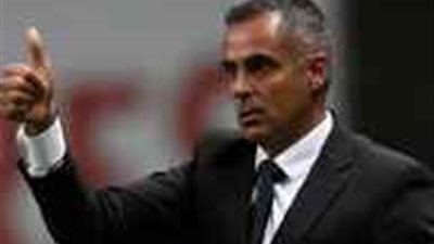 جوميز يمنح لاعبي الزمالك راحة اليوم بعد انتهاء معسكر برج العرب