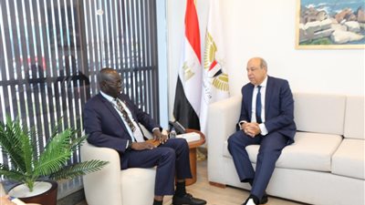 وزير الطيران المدني يبحث أوجه التعاون المشترك مع  وزير النقل بجنوب السودان