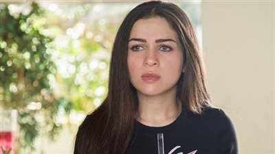 بسبب عمل فني .. مي عز الدين تتصدر التريند