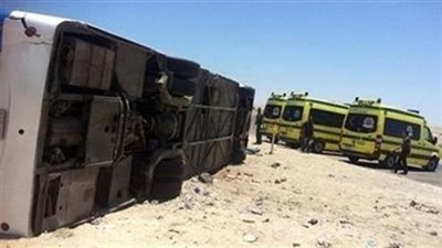 انقلاب أتوبيس على طريق قنا – سوهاج.. 44 مصابًا بينهم أطفال