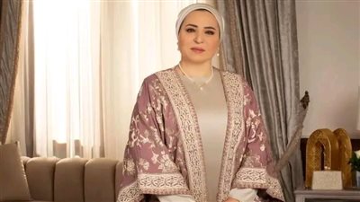 انتصار السيسي: تجري اتصالاً هاتفياً بـ 