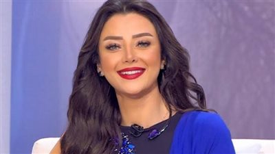 رضوى الشربيني تنهي تعاقدها مع قناة سي بي سي سفرة| تفاصيل