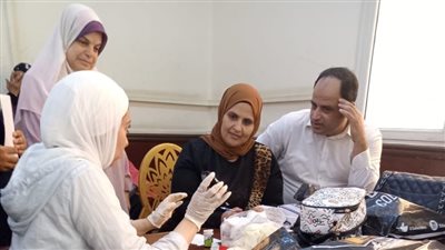 العدل تطلق قوافل طبية لفحص 490 مواطنًا ضمن مبادرة رئاسية