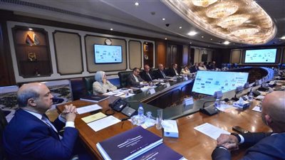 الحفني  يبحث مع  مسئولي الصينية للهندسة المعمارية تطوير منظومة المطارات المصرية    