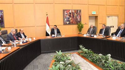 وزير الاسكان: توفير الفرص الاستثمارية وتعزيز بيئة الاستثمار لمعدلات التنمية بالمدن الجديدة