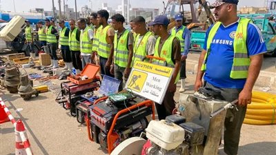  جهاز القاهرة الجديدة يتفقد محطات الصرف الصحي للتأكد من جاهزيتها لفصل الشتاء