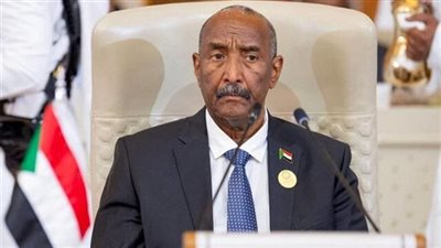 البرهان يبحث سبل تعزيز العلاقات الثنائية مع رئيس مجلس الرئاسة الليبي ورئيس وزراء الصومال