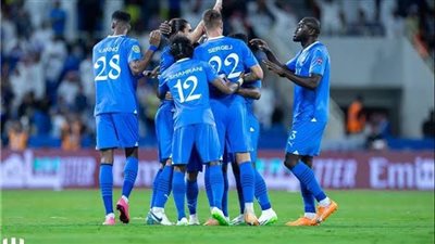 الهلال يضرب الخلود بثلاثية في الشوط الأول بالدوري السعودي