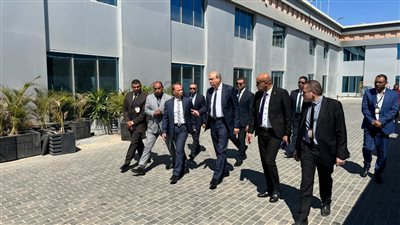 وزير الطيران يتفقد مطار العلمين لمتابعه حركه التشغيل ومعاينة المواقع التوسعية 