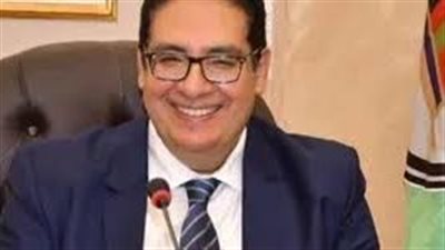 قرار جمهوري بتعيين الدكتور عبد الصادق رئيسًا لجامعة القاهرة