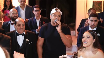 بالصور.. المنتج عاصم المنياوي يحيل ابنته الى عش الزوجية بحضور الوسط الفني