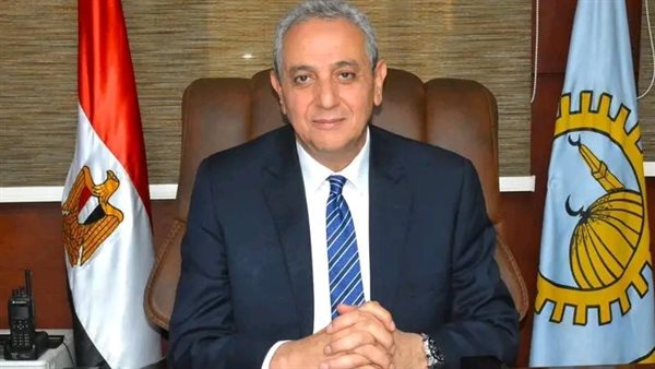 خلف الحدث