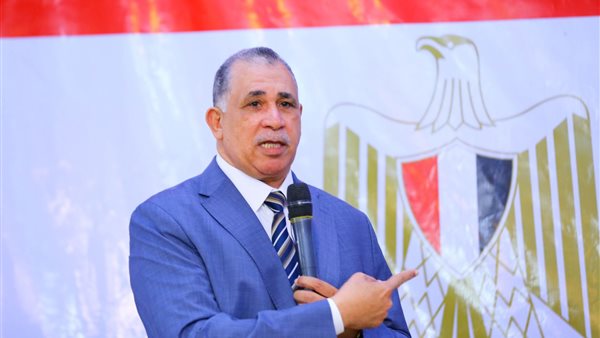 عبد الحليم علام نقيب