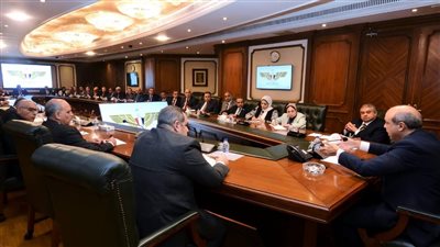وزير الطيران  : تطبيق أعلى معايير السلامة والتشغيل لضمان جوده الخدمات المقدمة 