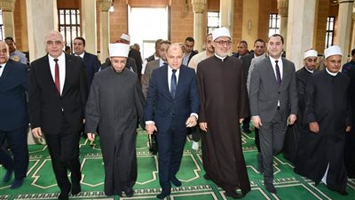 وزير الأوقاف والمفتي يشهدان احتفال محافظة كفر الشيخ بعيدها القومي بمسجد الإبراهيمي 
