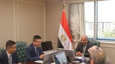 وزير الكهرباء يبحث مع شركة هواوي الصينية توطين صناعة المهمات ووسائل الاتصال وكشف التلاعب فى معدلات الاستهلاك
