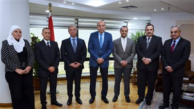 سلطة الطيران تمنح مطاري العلمين وسوهاج شهادة الترخيص واعتمادهما  دولياً 