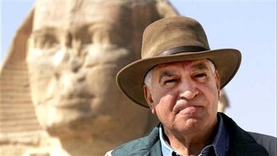 زاهي حواس: أشكر كلب الهرم على ترويجه الإعلامي للمنطقة