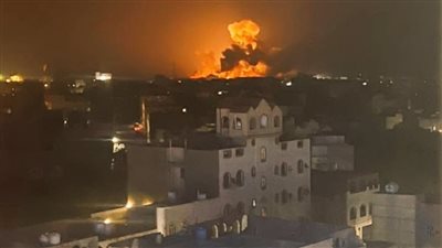 أمريكا وبريطانيا تشنان هجمات على صنعاء وأنحاء أخرى في اليمن