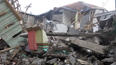 السلطات الصينية تعلن إصابة 4 أشخاص وتضرر 110 منازل جراء زلزال بقوة 5.6 درجة