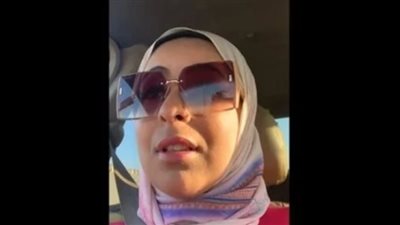 طبيبة نساء وتوليد تثير الجدل.. وتحركات رسمية عاجلة