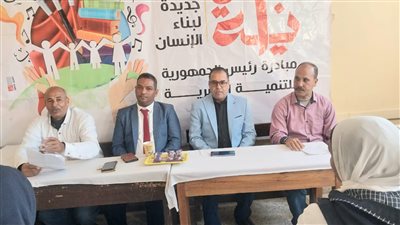 بداية جديدة.. ثقافة نجع حمادي ينظم صالون ثقافي عن انجازات المرأة في مختلف العلوم بالسادات الثانوية بنات