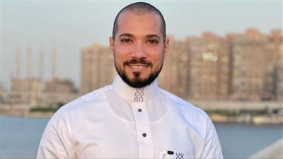 غلق حسابات الداعية عبدالله رشدي.. أسباب غامضة أم رد فعل دولي؟