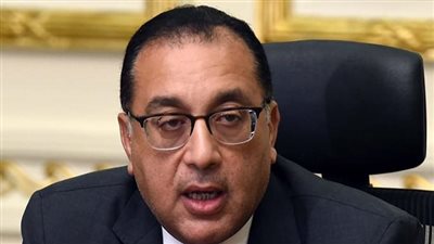 مدبولي يصل إلى محافظة الوادي الجديد لفتج عدة مشاريع