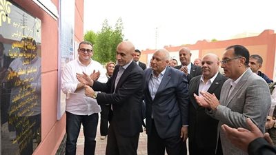 رئيس الوزراء يشهد افتتاح المدرسة الرسمية الدولية IPS بالوادي الجديد 