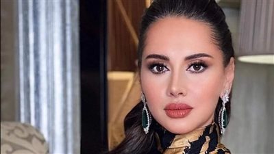 بشأن فستان زفافها.. الفنانة ياسمين رئيس تثير الجدل