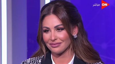 مي سليم لــ ياسمين عز: وأنا بتفرج على فيديوهاتك ببقى عاوز اكسر التلفزيون 