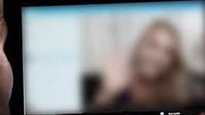 من زوج وأب إلى مبتز.. هدد طليقته بفيديوهات فاضحة للتنازل عن مستحقاتها