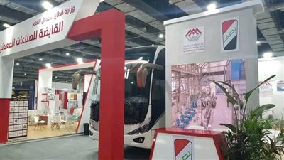 وزير قطاع الأعمال العام يتفقد جناح الشركات التابعة في المعرض الدولي الثالث للصناعة