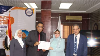 معهد علوم البحار يختتم البرنامج االتدريبى 