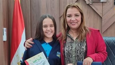 رئيسة أكاديمية الفنون تهنئ الطالبة لميس الفائزة بجائزة الدولة للمبدع الصغير 