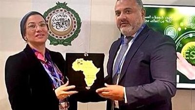 بنك التعمير والإسكان يحصد الجائزة الذهبية للتمويل الأخضر في مؤتمر المناخ COP29 بأذربيجان