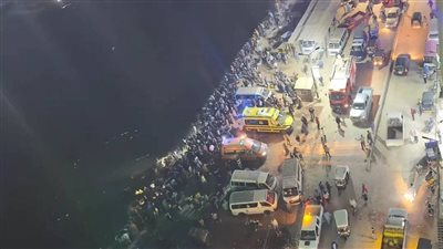 سقوط ميكروباص في الترعة الإبراهيمية في بديروط بأسيوط