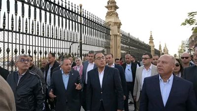 رئيس الوزراء يتفقد المرحلة الثانية من أعمال تطوير الممشى السياحي بمدينة بورسعيد