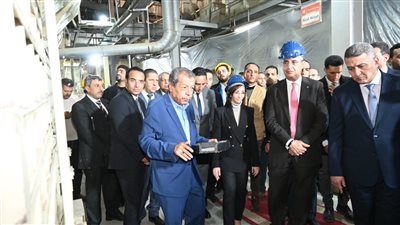 محافظ البحيرة ووزير التموين يتفقدان أحد مضارب الأرز بالطريق الزراعي 