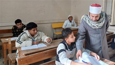 «الجنيدي» يتابع إمتحانات النقل الثانوى ويؤكد على تكثيف المتابعة الميدانية لجميع اللجان