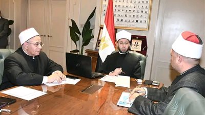وزير الأوقاف يلتقي مدير مديرية أوقاف الشرقية لمتابعة الانضباط الإداري والدعوي