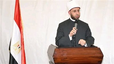 وزير الأوقاف يوجه رسالة لـ 100 مليون مصري في بقاع الأرض: «وطنك معك يرعاك ويقويك» 