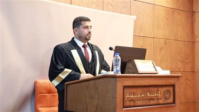 حسن إسماعيل يحصل على الدكتوراة في تأثير الإنفوجرافيك بالتسويق الإلكتروني